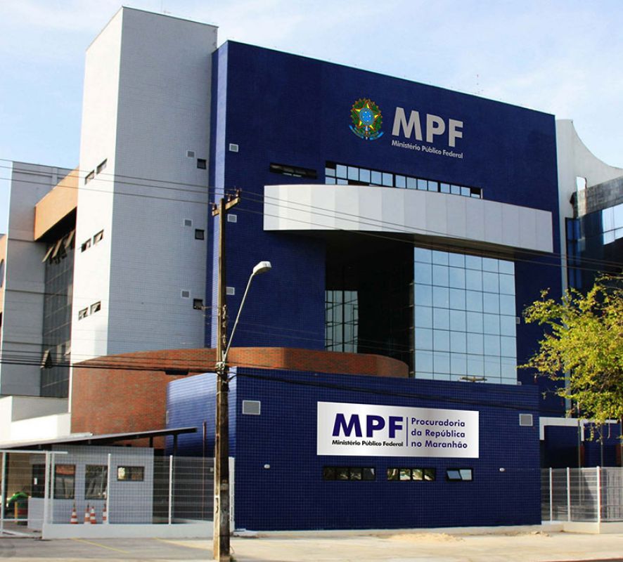 MPF manda apreender equipamentos de educadores populares do IFC